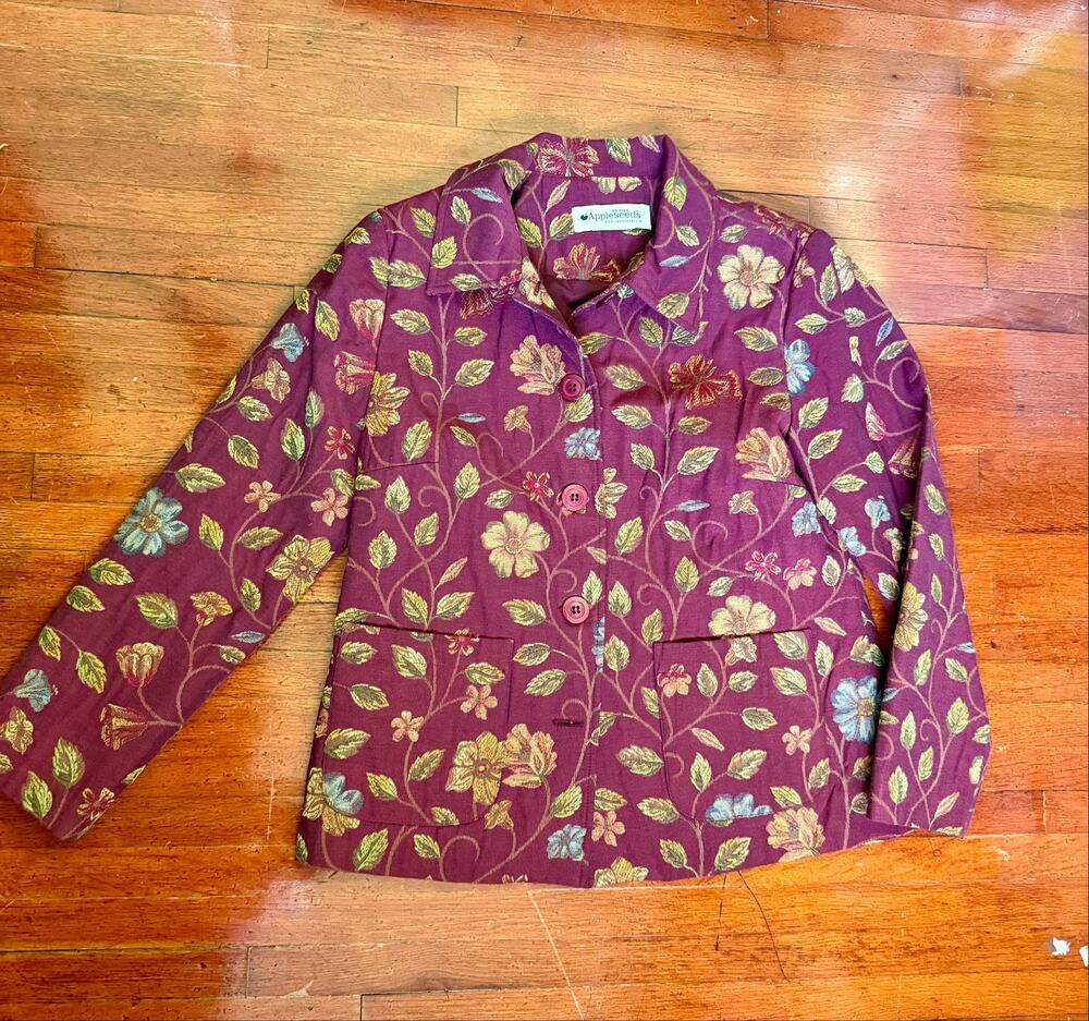 Vintage 90's Appleseed's Burgundy Floral Leaf Embroidered Tapestry Jacket SM/Med